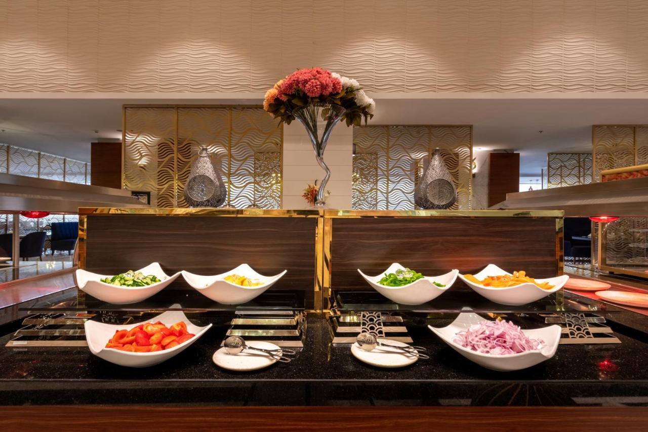 Nivel Hotel Abha 海米斯穆谢特 外观 照片 A salad bar