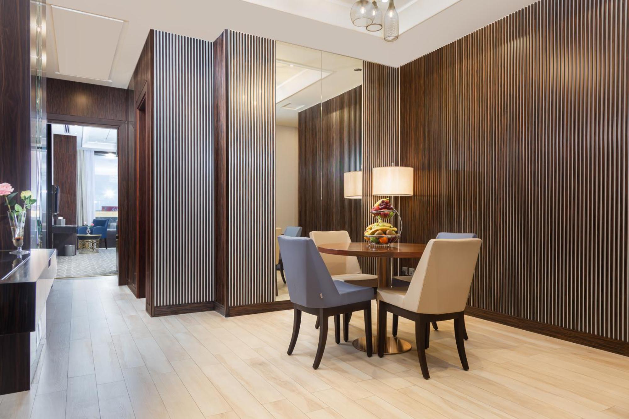 Nivel Hotel Abha 海米斯穆谢特 外观 照片 Interior of a suite at the Mandarin Oriental, Washington DC